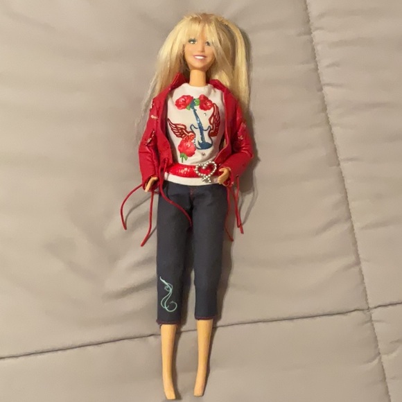 Hannah Montana Doll - Picture 1 of 10